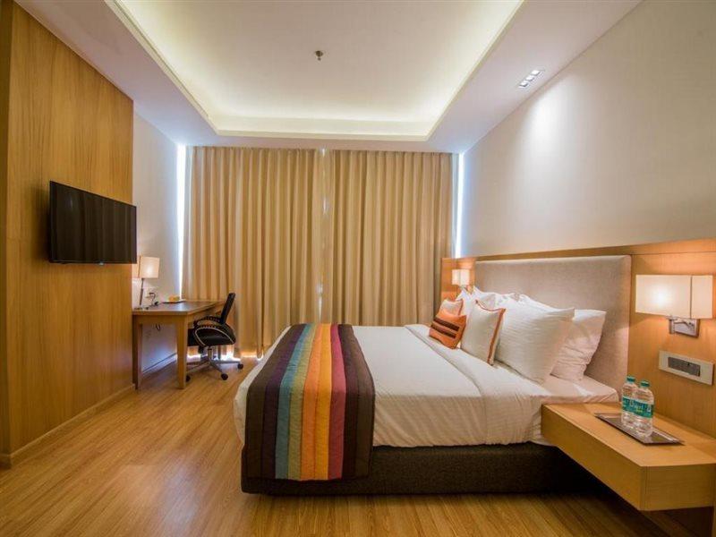 The Imperial Poonam Hotel Phagwāra Zewnętrze zdjęcie